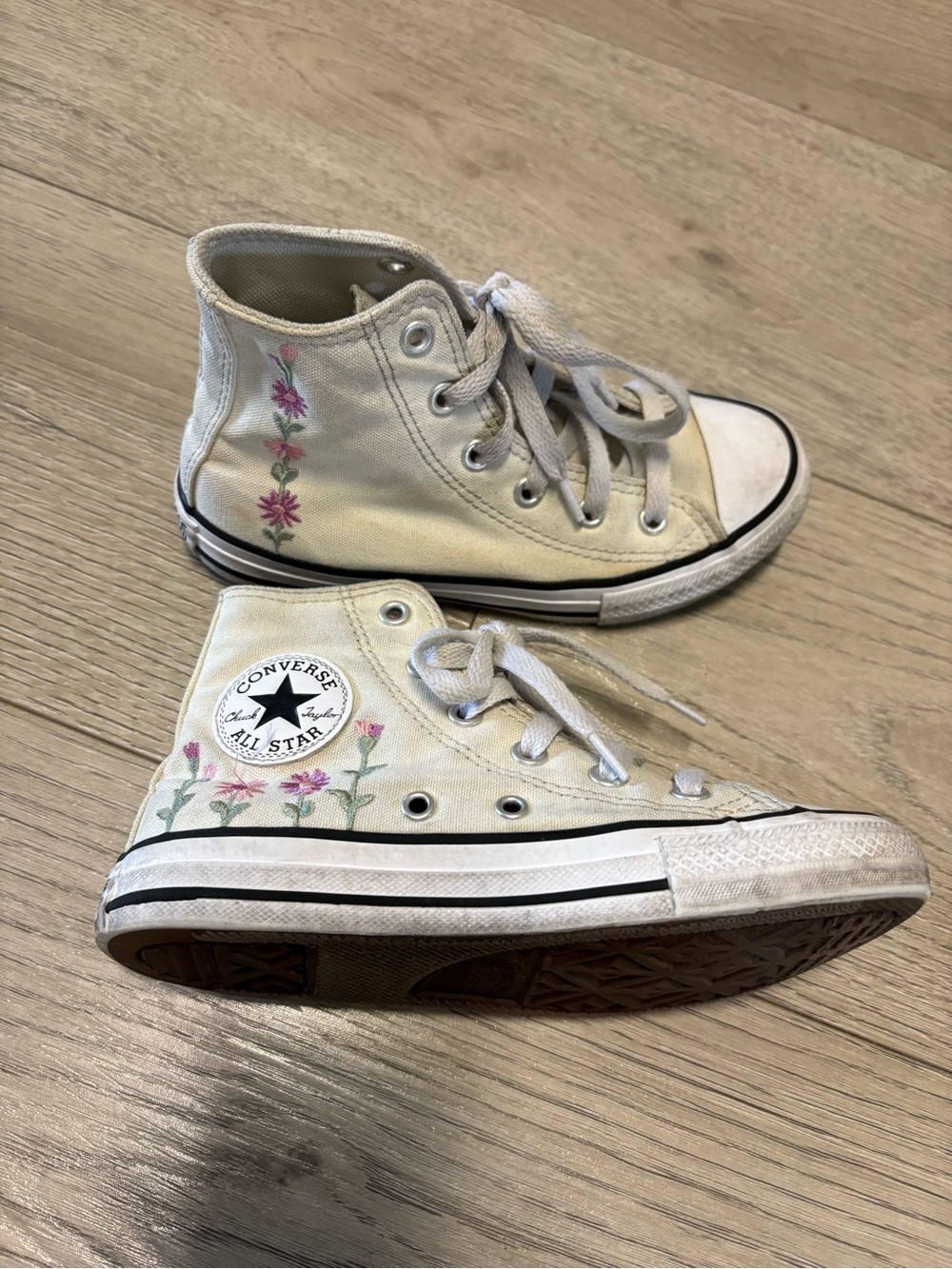 Cream converse with floral embroidery girls 13c